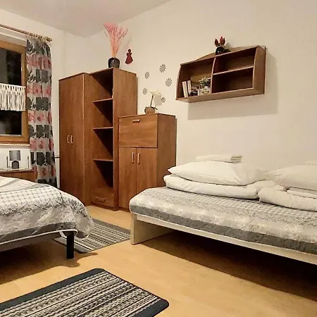 Szymusiowa Rum i privatbostad *