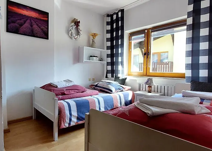 Szymusiowa * شتوروك