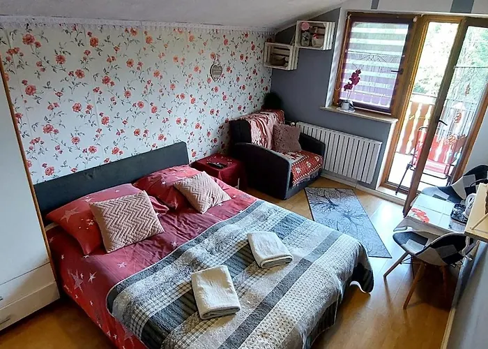 Szymusiowa منزل للإقامة